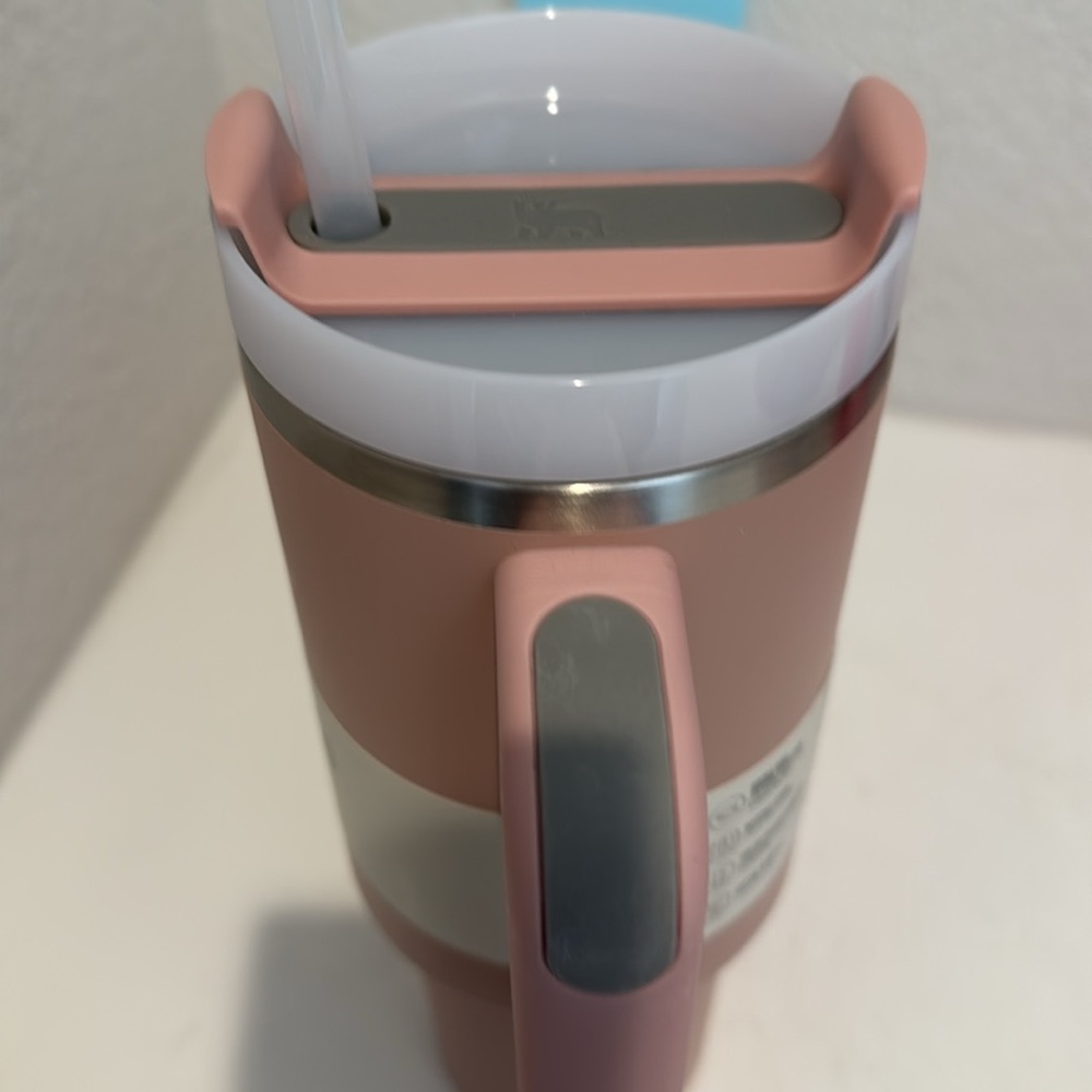Stanley Pink Dusk 40 oz Tumbler Large Water Cup Quencher H2.0 FlowState - Picture 7 of 11